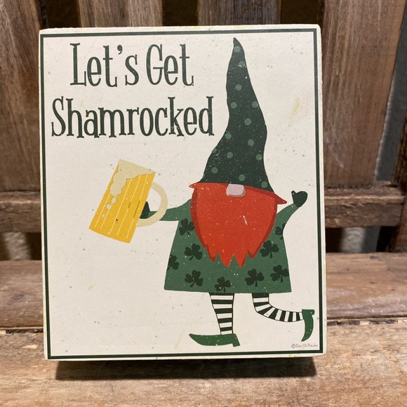 St. Patricks Day Gnome Bundle, Let’s Get Shamrocked Sign & Small Irish Gnome - Picture 14 of 16